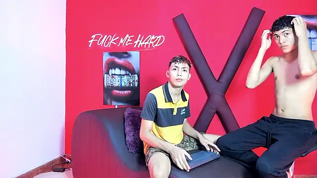 AVENGER BOYS2026 online show from February 15, 2026, 1:57 am