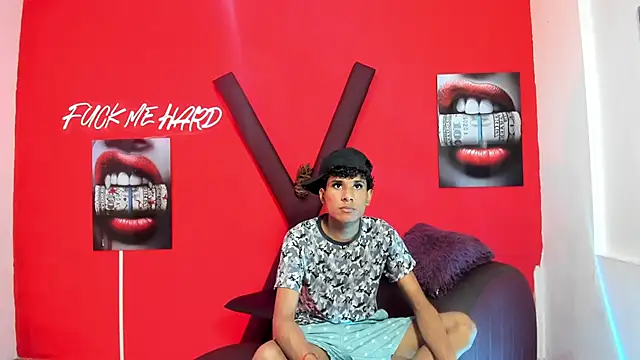 MAPOLA GREAT online show from April 12, 2026, 1:32 am