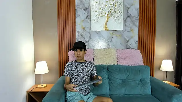 MAPOLA GREAT online show from April 12, 2026, 7:19 pm