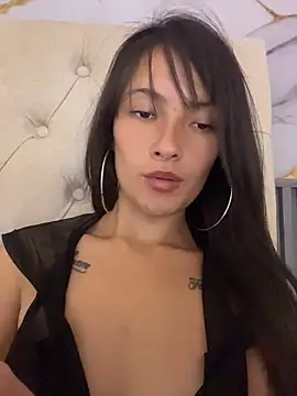 Michelle ec online show from April 16, 2026, 9:39 pm