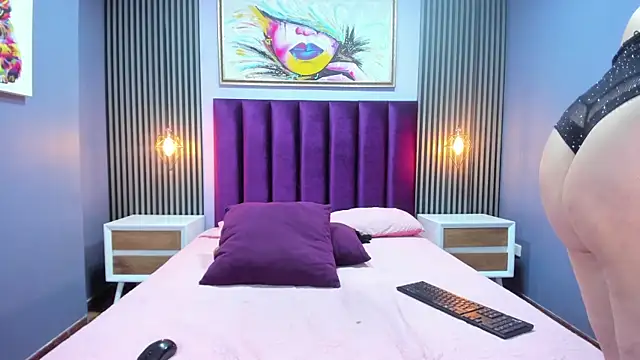 Thecrazyadams  online show from April 12, 2026, 12:37 am