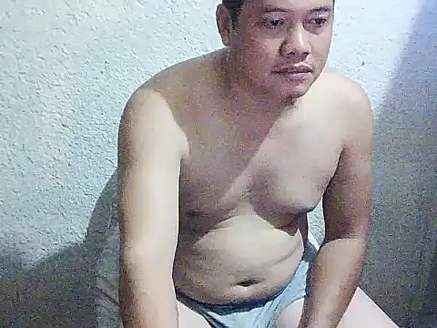 UrAsianGuy90 online show from January 13, 2026, 12:32 pm