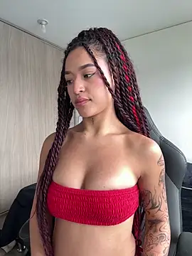 crystal dlun online show from March 7, 2026, 3:42 pm