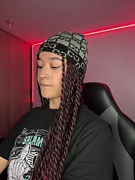 crystal dlun online show from March 14, 2026, 4:12 pm