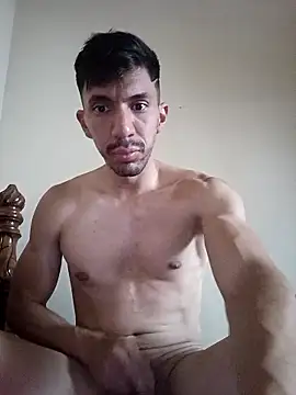 maximo-93 online show from February 10, 2026, 9:41 pm