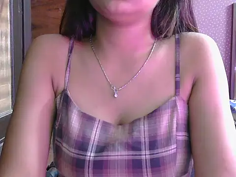 Snapshot of sweet_riyaaa chatting on July 21, 2026, 4:48 am sweet riyaaa online show from July 21, 2026, 4:48 am