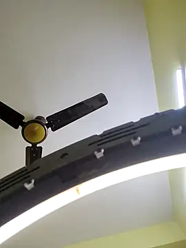 trinasa online show from March 17, 2026, 9:18 pm