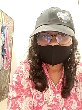 piryasharma005 online show from February 5, 2026, 6:34 pm