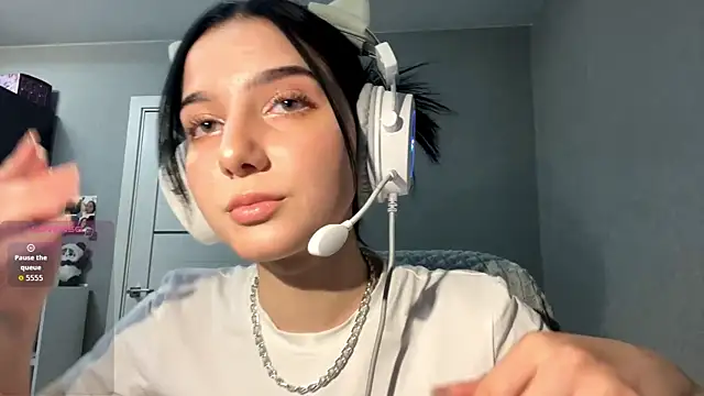 TomiRodenberg online show from January 17, 2026, 2:33 pm