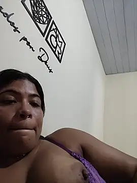 Indiafogosa23 online show from May 25, 2026, 5:41 pm