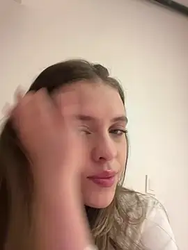 MARiana2619 online show from January 17, 2026, 4:39 am