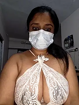 Snapshot of VAIGA chatting on April 8, 2026, 6:08 pm VAIGA online show from April 8, 2026, 6:08 pm