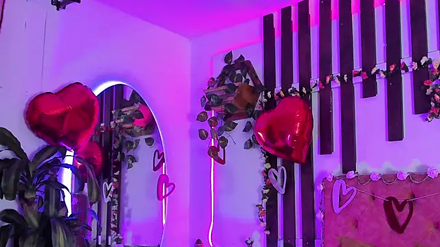 Snapshot of MeowMota_ chatting on February 11, 2026, 6:02 pm MeowMota online show from February 11, 2026, 6:02 pm