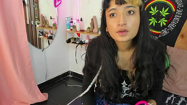 MeowMota  online show from May 21, 2026, 6:04 pm