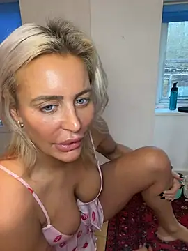 AliceDx online show from February 12, 2026, 9:59 am