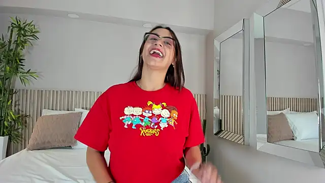 IrisHarpen online show from January 9, 2026, 11:46 am