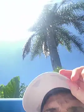 Annalua73 online show from January 15, 2026, 2:32 pm