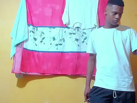 aunstin mohamme online show from February 15, 2026, 4:20 am