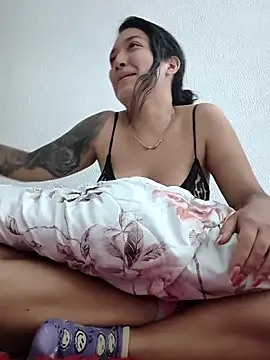 Lilitth  online show from February 28, 2026, 8:48 am