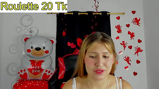 Snapshot of Bella_Blanca chatting on February 12, 2026, 12:11 pm Bella Blanca online show from February 12, 2026, 12:11 pm