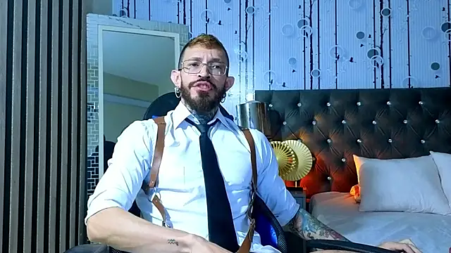 Snapshot of Simon_Rz chatting on June 11, 2026, 12:03 pm Simon Rz online show from June 11, 2026, 12:03 pm
