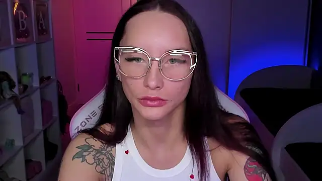 SibylVex online show from January 12, 2026, 5:01 am