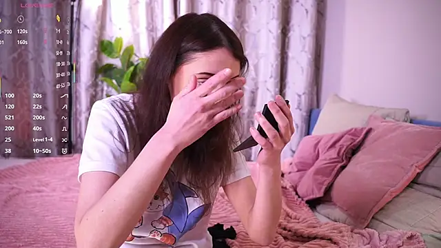 Ruby blossom  online show from February 6, 2026, 8:56 pm