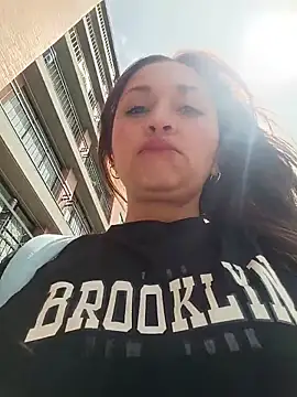 Alejandra N online show from April 10, 2026, 3:17 pm