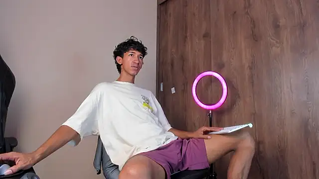 neitan miller  online show from February 12, 2026, 5:41 pm