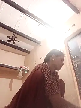 Hasmi hot09 online show from March 29, 2026, 2:11 am