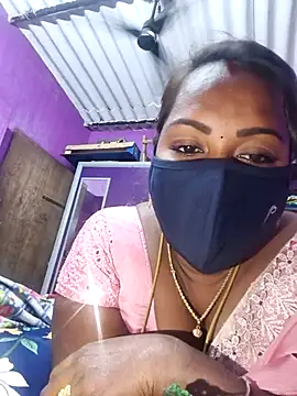 Tamil Hot Priya online show from January 13, 2026, 6:13 pm