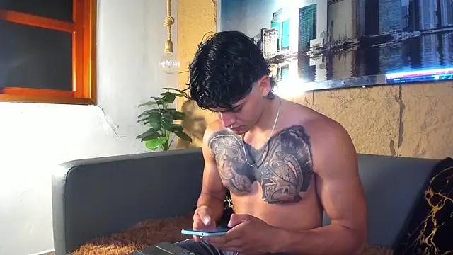 elliot colton online show from April 12, 2026, 8:47 pm