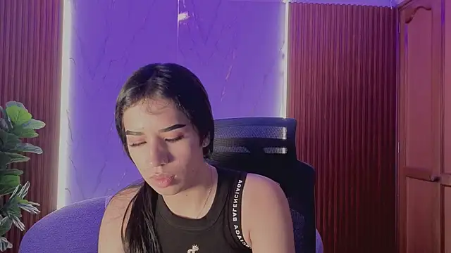 zoevg online show from January 9, 2026, 11:46 am