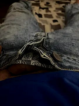 CsokiDaddy online show from January 8, 2026, 5:37 pm