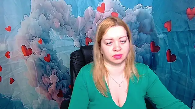 OliviaVerr online show from February 12, 2026, 1:17 pm