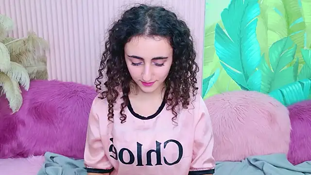 Snapshot of Susan_Fors chatting on February 16, 2026, 6:42 am Susan Fors online show from February 16, 2026, 6:42 am