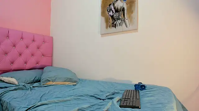 kendall-foox online show from February 3, 2026, 6:22 am