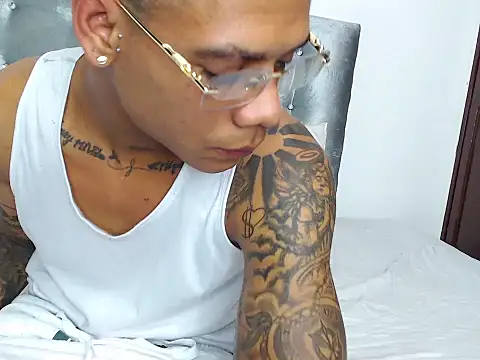 joelgarretx online show from January 10, 2026, 3:52 am