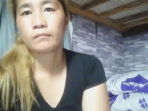 lovelyxxx88 online show from January 15, 2026, 7:35 am