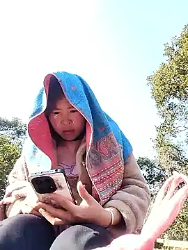 Snapshot of feli-00 chatting on January 12, 2026, 2:39 am feli-00 online show from January 12, 2026, 2:39 am