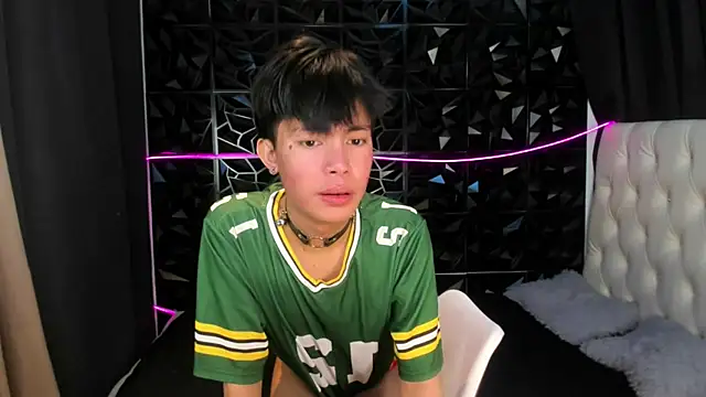 urtwinkbrixz online show from March 14, 2026, 5:35 am