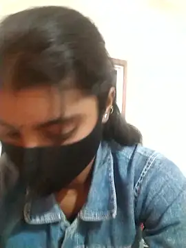 Snapshot of Erotic-Girl chatting on January 13, 2026, 6:35 pm Erotic-Girl online show from January 13, 2026, 6:35 pm