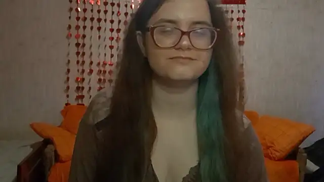 Snapshot of Miyabeee chatting on February 15, 2026, 7:16 am Miyabeee online show from February 15, 2026, 7:16 am