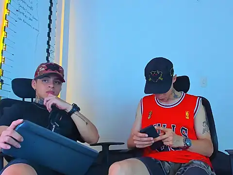 Thomas-Wil online show from February 3, 2026, 2:53 am