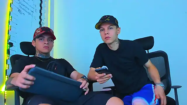 Thomas-Wil online show from February 11, 2026, 1:21 am