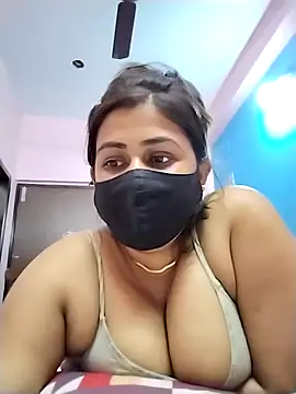 pinkihot23 online show from March 11, 2026, 6:14 pm