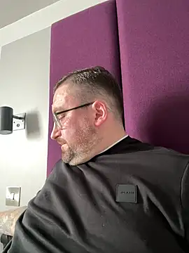 jk11s online show from June 4, 2026, 2:34 pm