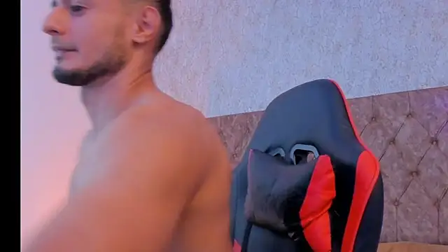 Adonys Lewis  online show from February 1, 2026, 9:41 am