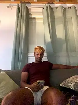 Axel black10 online show from January 14, 2026, 4:51 am