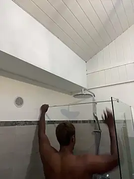 Axel black10 online show from February 4, 2026, 2:23 pm